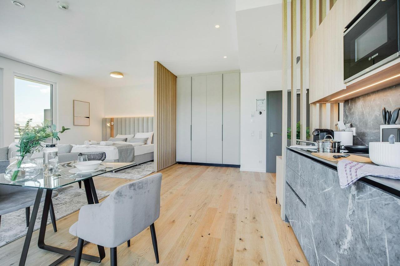Bright: Rosenheim Aicherpark Экстерьер фото