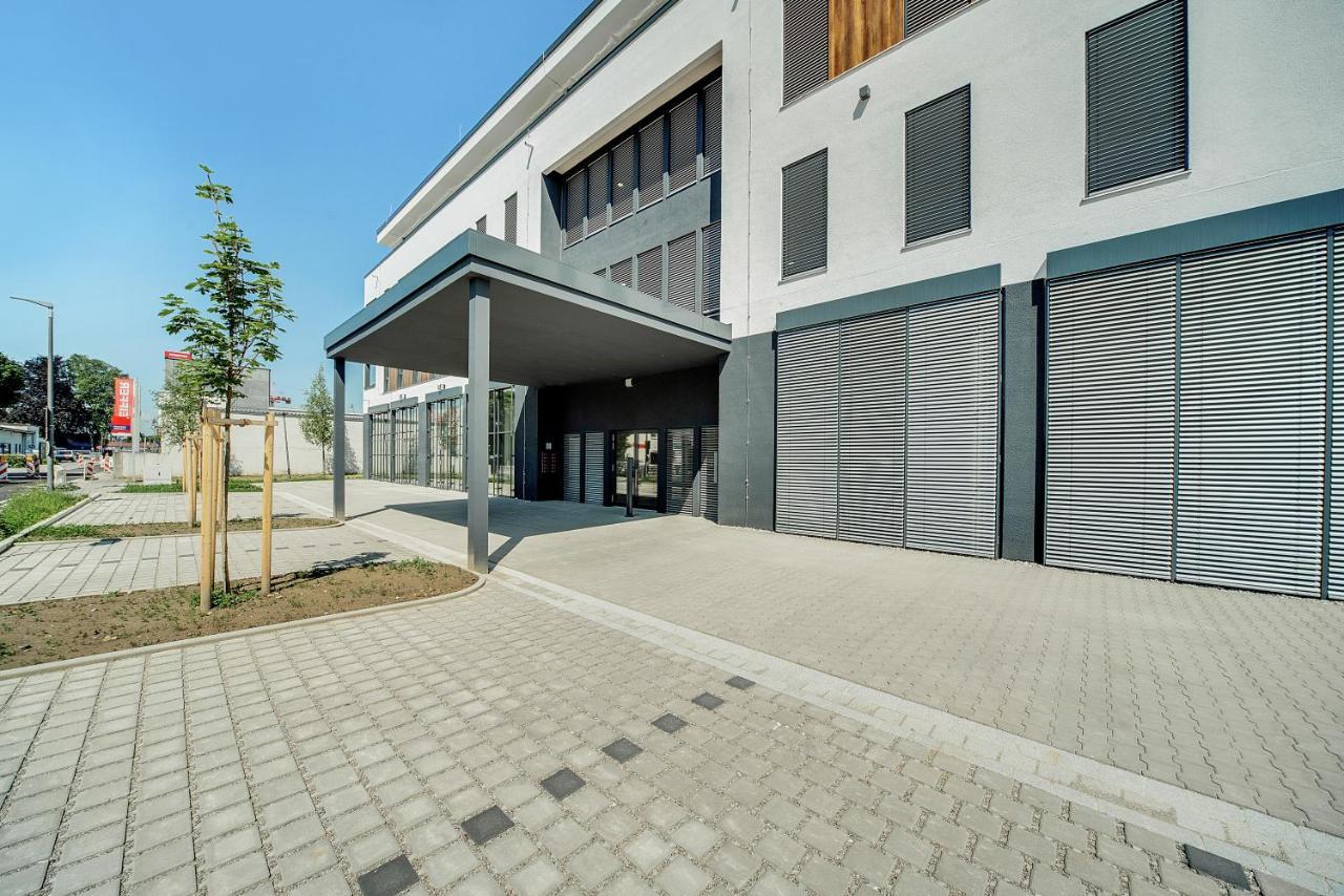 Bright: Rosenheim Aicherpark Экстерьер фото