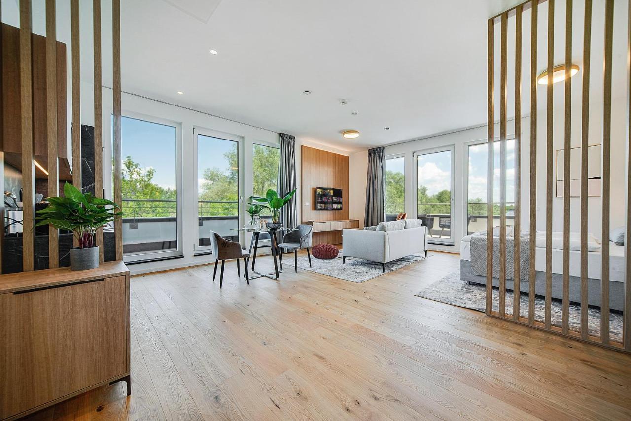 Bright: Rosenheim Aicherpark Экстерьер фото