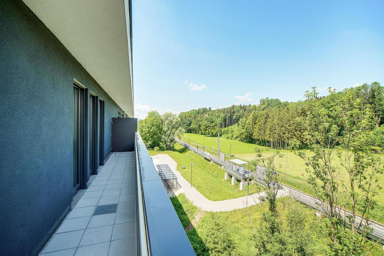 Bright: Rosenheim Aicherpark Экстерьер фото