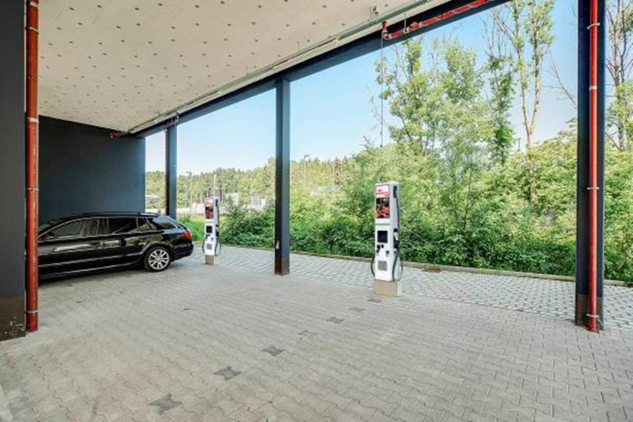 Bright: Rosenheim Aicherpark Экстерьер фото